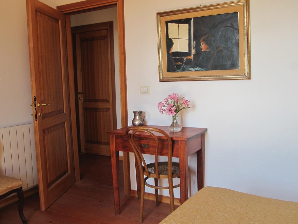 Campi Elisi B&B Sassari Habitación foto